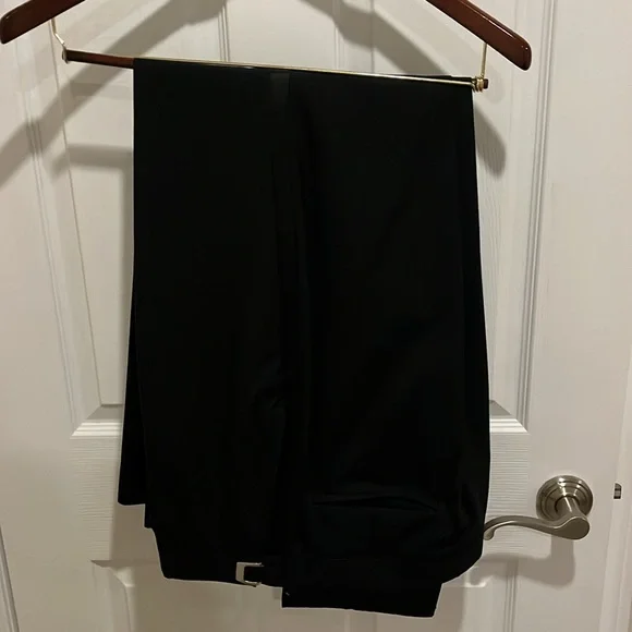 Tuxedo - Picture 3 of 4